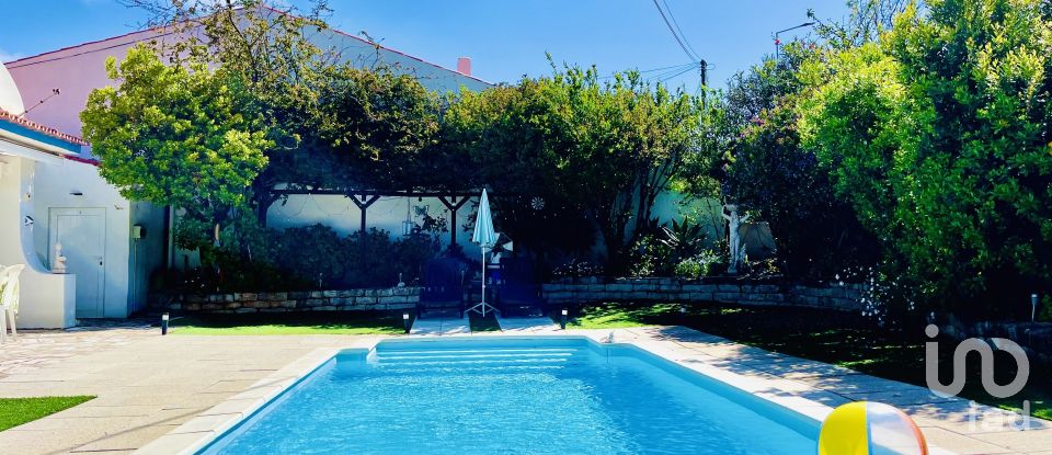 Moradia T3 em Albufeira e Olhos de Água de 391 m²