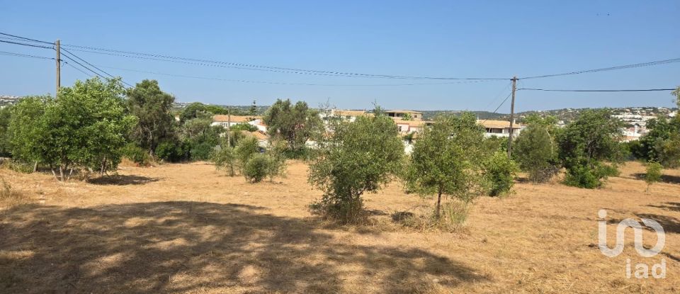 Terreno urbano em Boliqueime de 4 618 m²