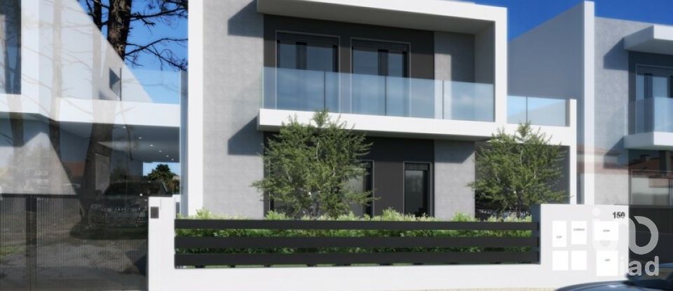 Moradia T3 em Sesimbra (Castelo) de 170 m²