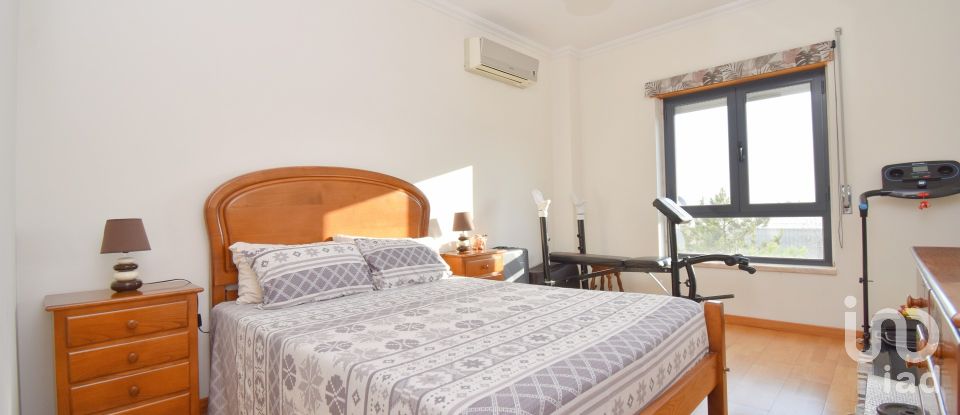 Apartamento T3 em Vialonga de 130 m²