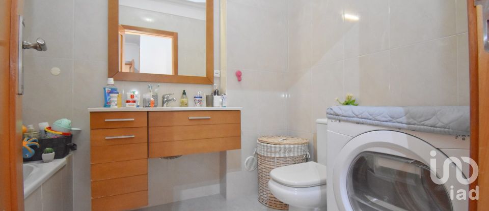 Apartamento T3 em Vialonga de 130 m²