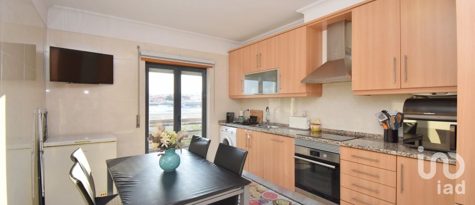 Apartamento T3 em Vialonga de 130 m²