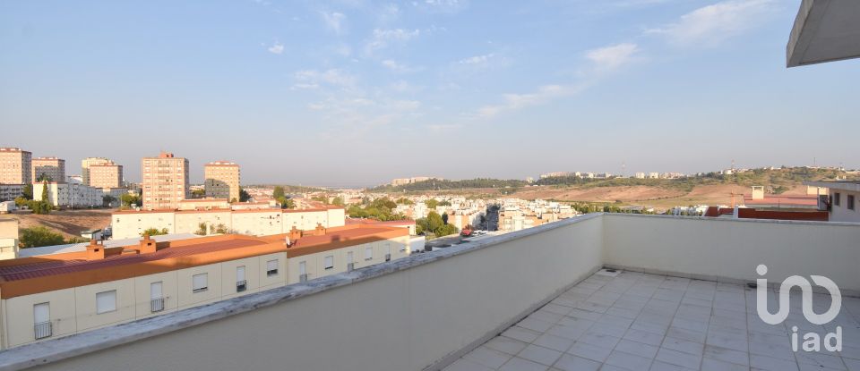 Apartamento T3 em Vialonga de 130 m²