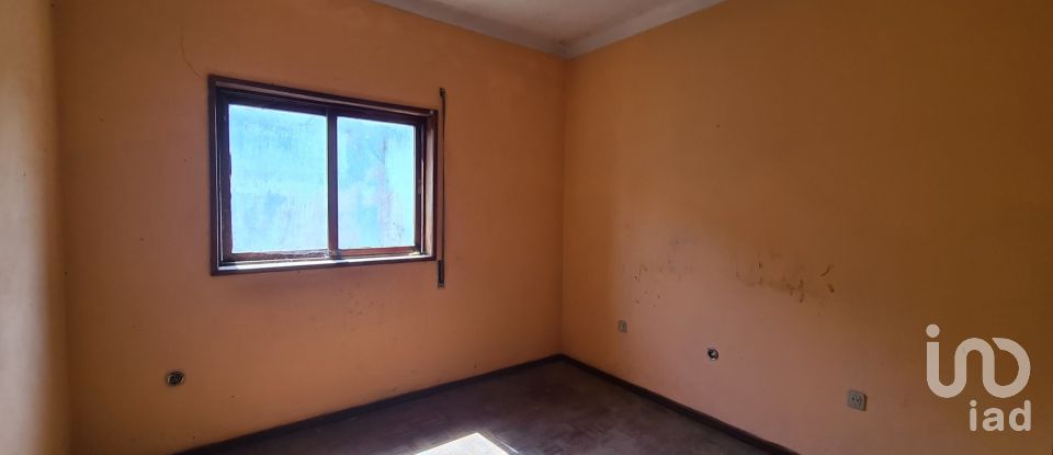 House T4 in Santo André de Vagos of 188 m²