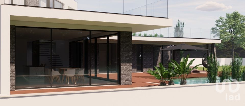 Terrain à bâtir à Famalicão de 1 570 m²