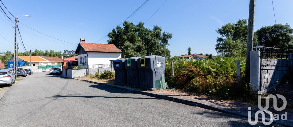 Terreno em Fiães de 9 612 m²