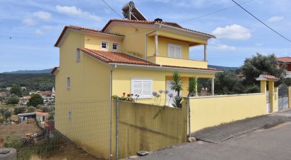 Maison traditionnelle T5 à Foz de Arouce e Casal de Ermio de 431 m²