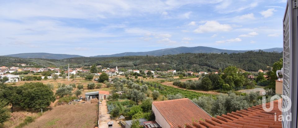 Maison traditionnelle T5 à Foz de Arouce e Casal de Ermio de 431 m²