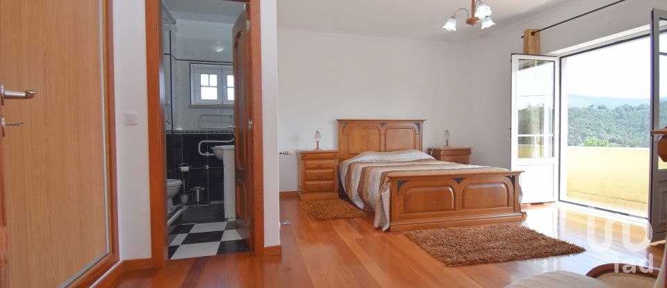 Maison traditionnelle T5 à Foz de Arouce e Casal de Ermio de 431 m²