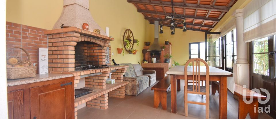 Maison traditionnelle T5 à Foz de Arouce e Casal de Ermio de 431 m²