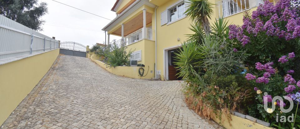 Maison traditionnelle T5 à Foz de Arouce e Casal de Ermio de 431 m²