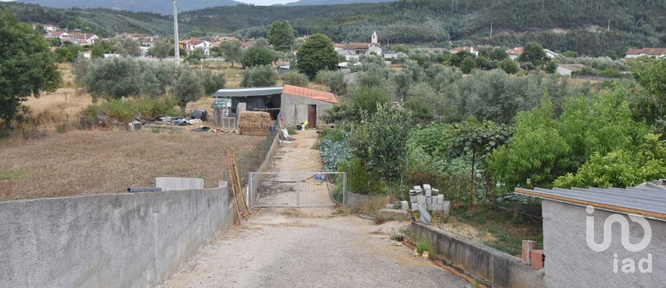 Maison traditionnelle T5 à Foz de Arouce e Casal de Ermio de 431 m²