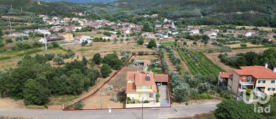 Maison traditionnelle T5 à Foz de Arouce e Casal de Ermio de 431 m²