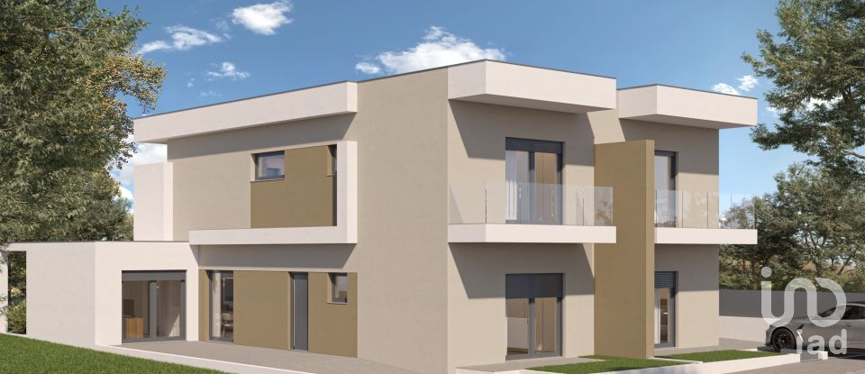 Moradia T3 em Fernão Ferro de 131 m²