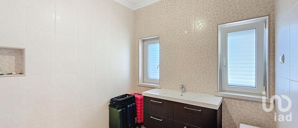 House T4 in Pinhal Novo of 197 m²