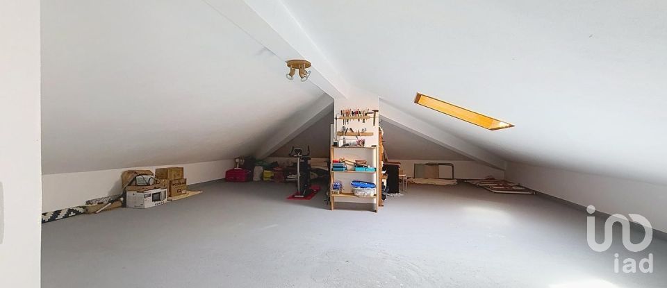 House T4 in Pinhal Novo of 197 m²