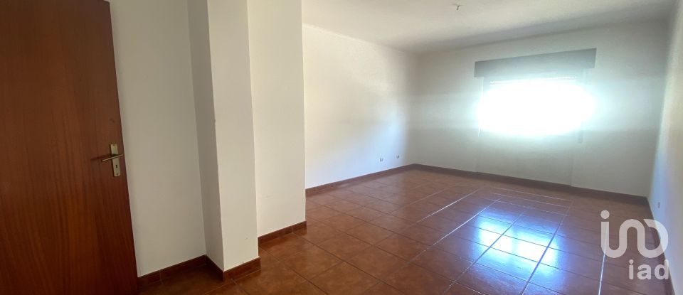 Apartment T3 in Rio de Mouro of 115 m²