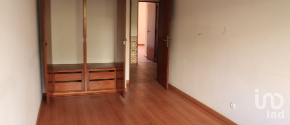 Apartment T3 in Rio de Mouro of 115 m²