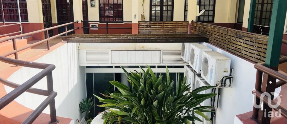 Boutique/Local commercial à Albufeira e Olhos de Água de 24 m²