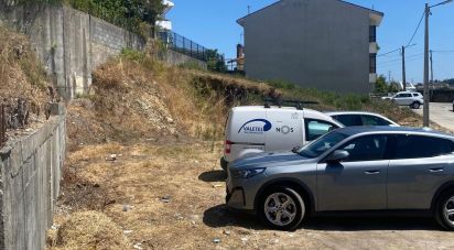 Terrain à bâtir à Campo e Sobrado de 325 m²