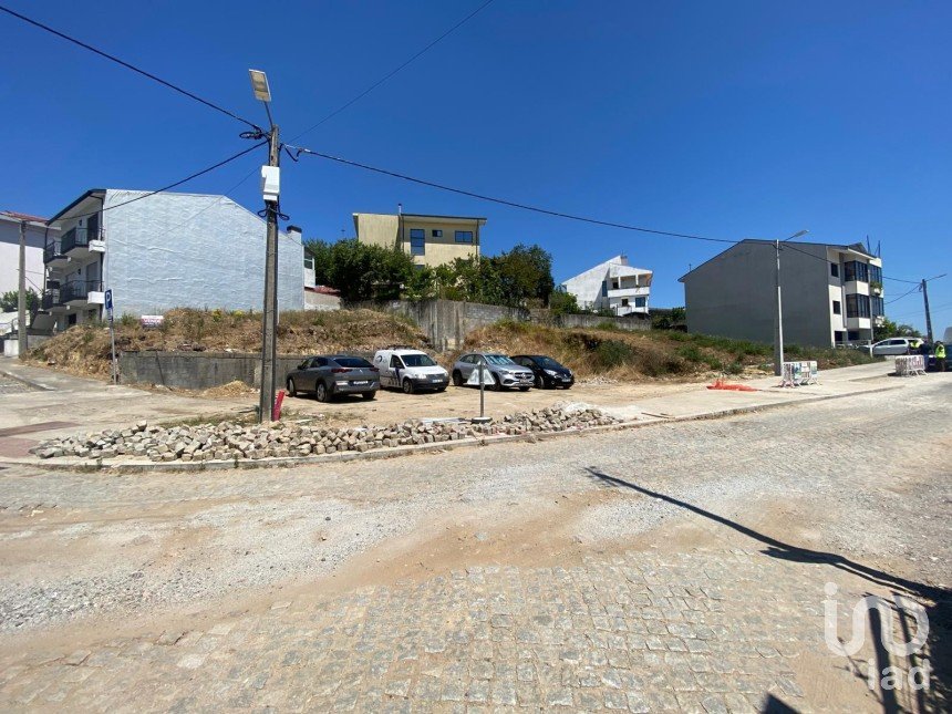 Building plot in Campo e Sobrado of 325 m²
