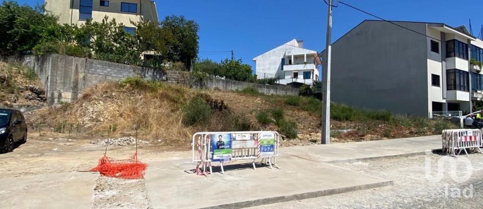 Building plot in Campo e Sobrado of 325 m²