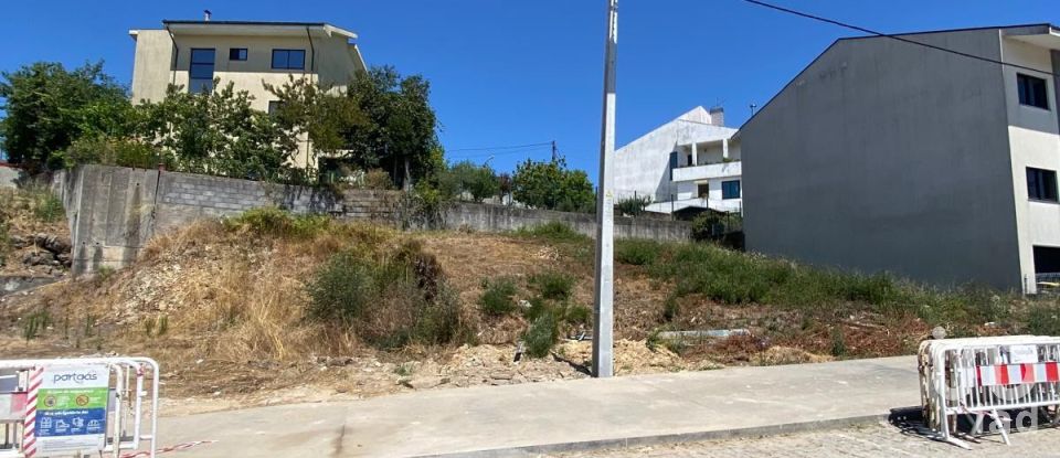 Building plot in Campo e Sobrado of 325 m²