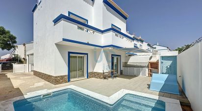 Maison T2 à Vila Nova de Cacela de 145 m²