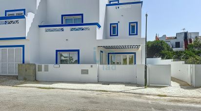 Maison T2 à Vila Nova de Cacela de 145 m²