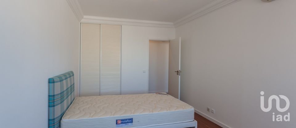 Apartment T4 in Oeiras e São Julião da Barra, Paço de Arcos e Caxias of 190 m²