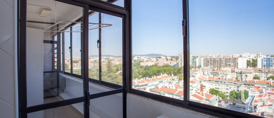 Apartment T4 in Oeiras e São Julião da Barra, Paço de Arcos e Caxias of 190 m²