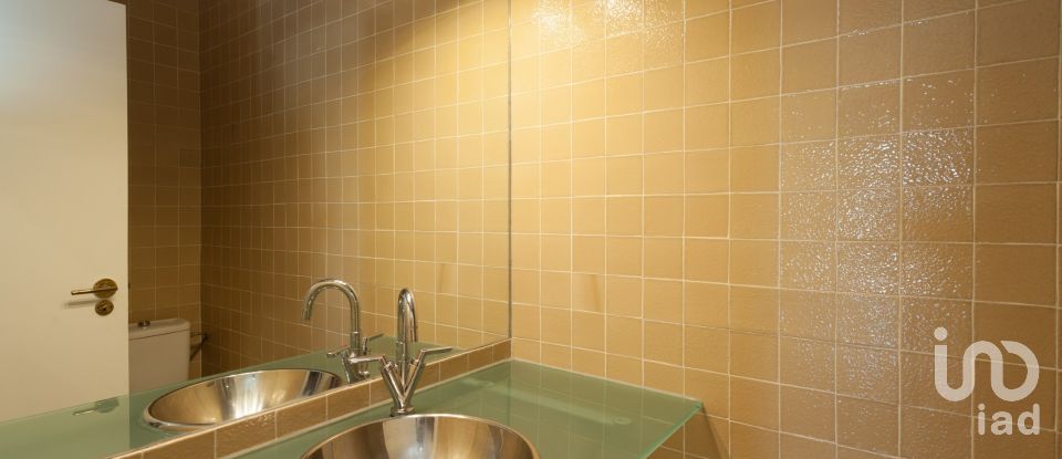 Apartment T4 in Oeiras e São Julião da Barra, Paço de Arcos e Caxias of 190 m²