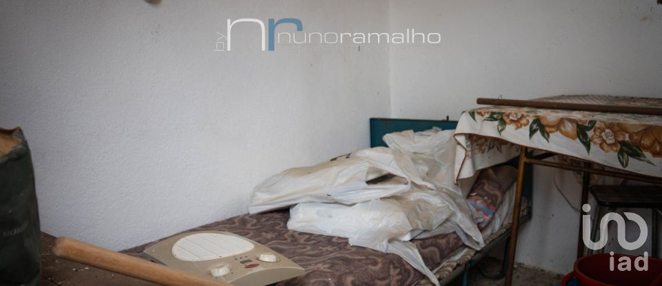 House T2 in Ervedosa of 40 m²