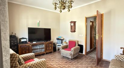 Maison T3 à Malhou, Louriceira e Espinheiro de 140 m²