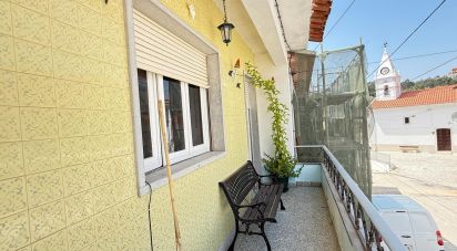 Maison T3 à Malhou, Louriceira e Espinheiro de 140 m²