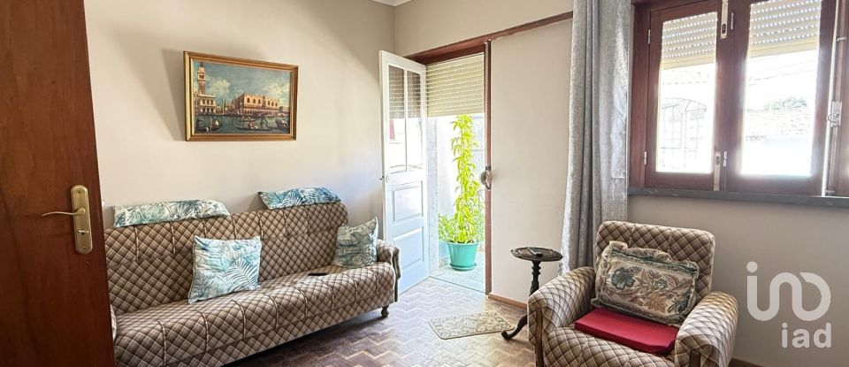 Maison T3 à Malhou, Louriceira e Espinheiro de 140 m²