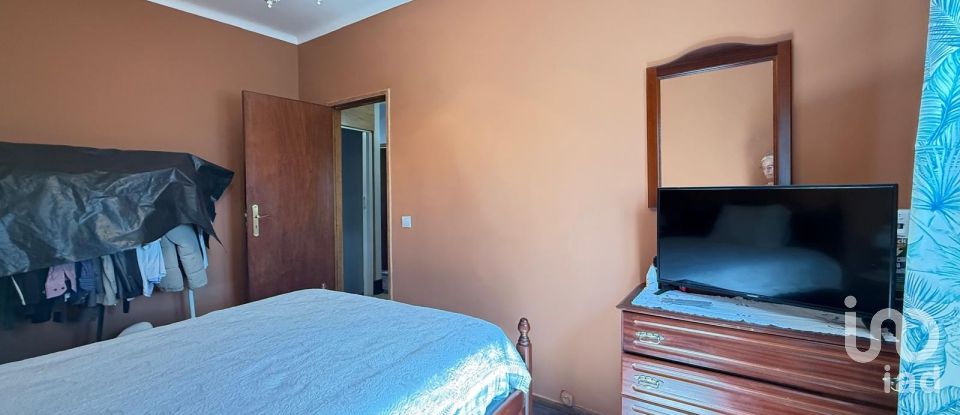 Maison T3 à Malhou, Louriceira e Espinheiro de 140 m²