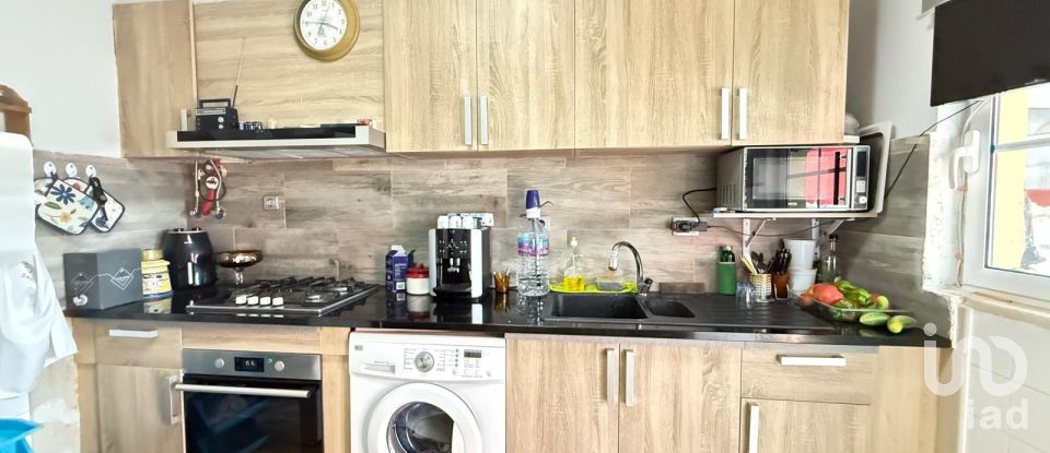 Maison T3 à Malhou, Louriceira e Espinheiro de 140 m²