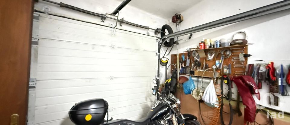 Maison T3 à Malhou, Louriceira e Espinheiro de 140 m²