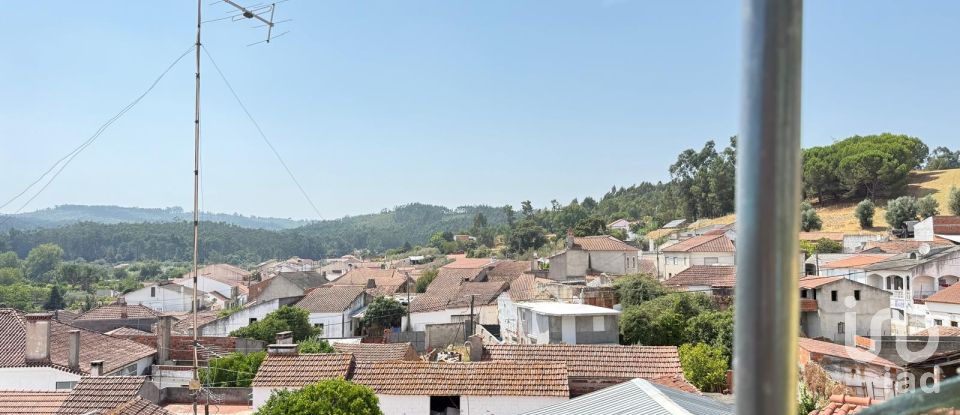 Maison T3 à Malhou, Louriceira e Espinheiro de 140 m²