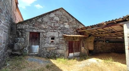 Maison T0 à Castro Laboreiro e Lamas de Mouro de 201 m²