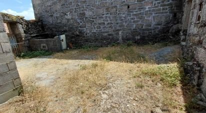 Maison T0 à Castro Laboreiro e Lamas de Mouro de 201 m²