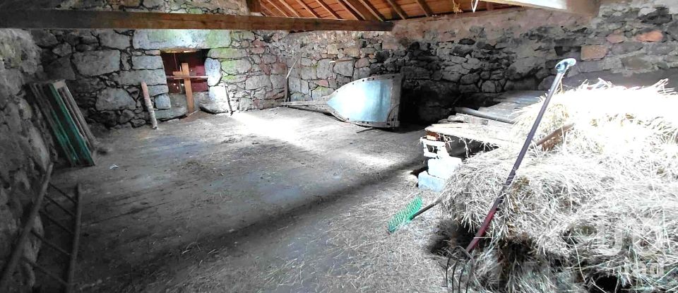 Moradia T0 em Castro Laboreiro e Lamas de Mouro de 201 m²