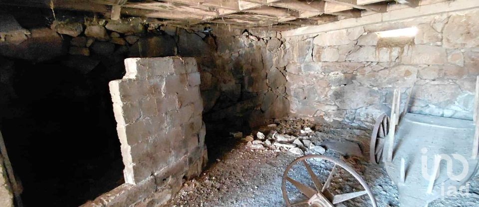 Moradia T0 em Castro Laboreiro e Lamas de Mouro de 201 m²