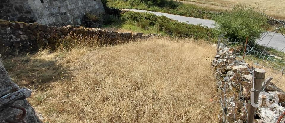 Moradia T0 em Castro Laboreiro e Lamas de Mouro de 201 m²