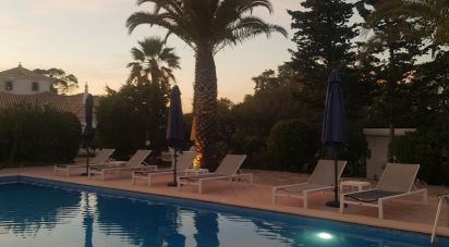 Moradia T7 em Faro (Sé e São Pedro) de 607 m²