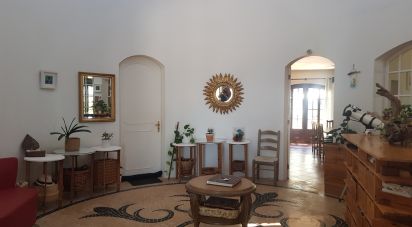 Moradia T7 em Faro (Sé e São Pedro) de 607 m²