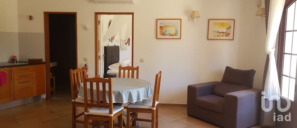 Maison T7 à Faro (Sé e São Pedro) de 607 m²