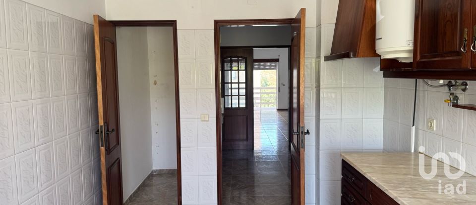 Apartment T3 in Alcobaça e Vestiaria of 119 m²