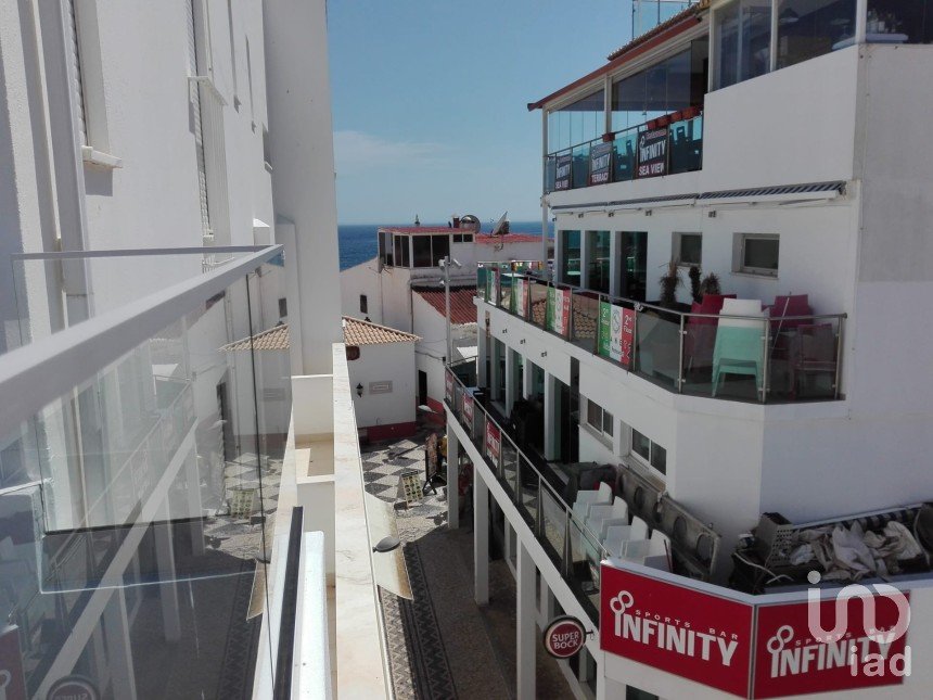 Boutique/Local commercial à Albufeira e Olhos de Água de 115 m²